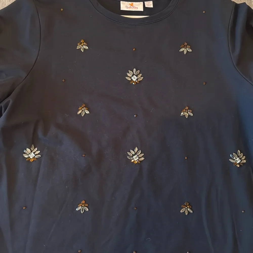 Embellished bejeweled Quacker Factory black crew neck sweatshirt size 2X